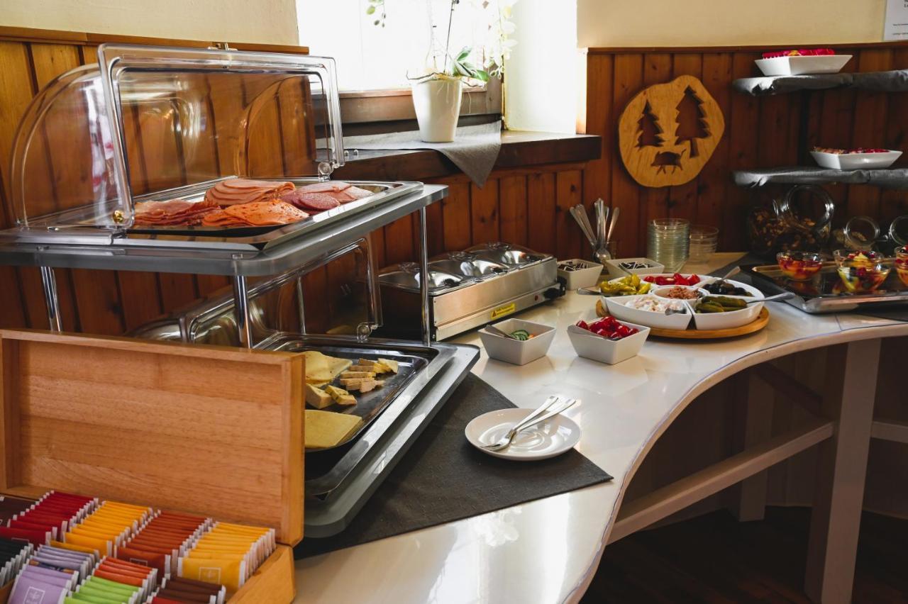 Pension Bayerwald Mit Ferienwohnung โบเดนไมส์ ภายนอก รูปภาพ
